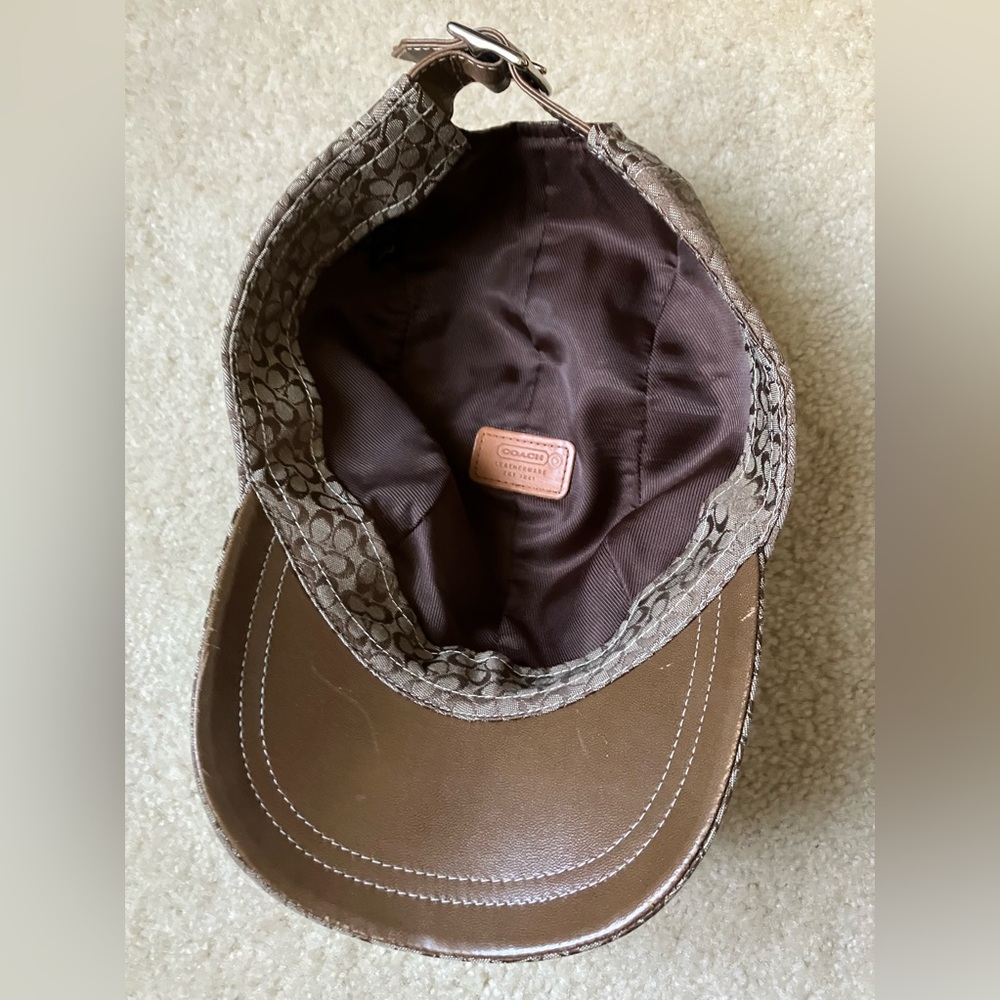 Coach Baseball cap in Khaki with mini signature logo. Size P/S - Picture 2 of 5